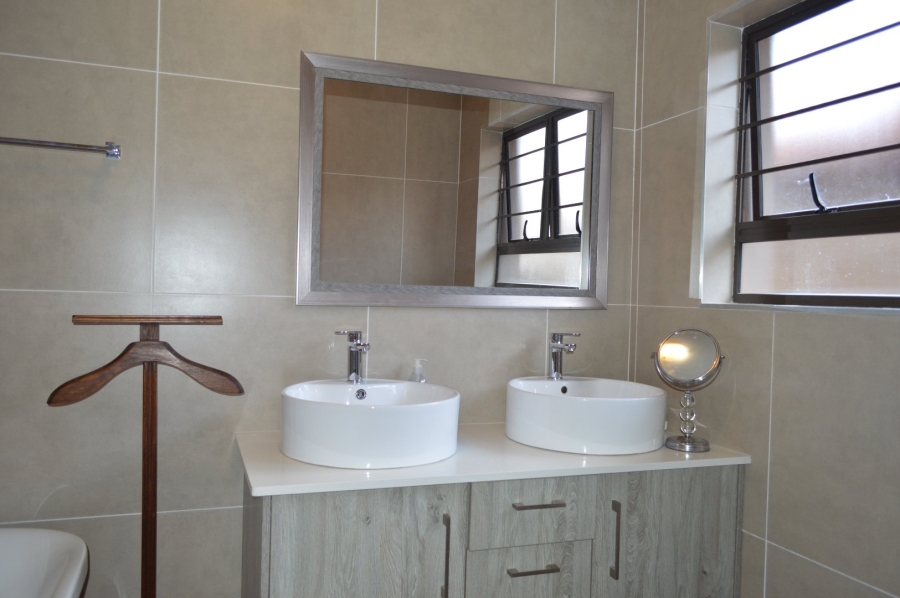 2 Bedroom Property for Sale in Flamwood North West